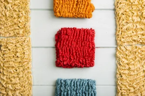 knit vs woven fabric